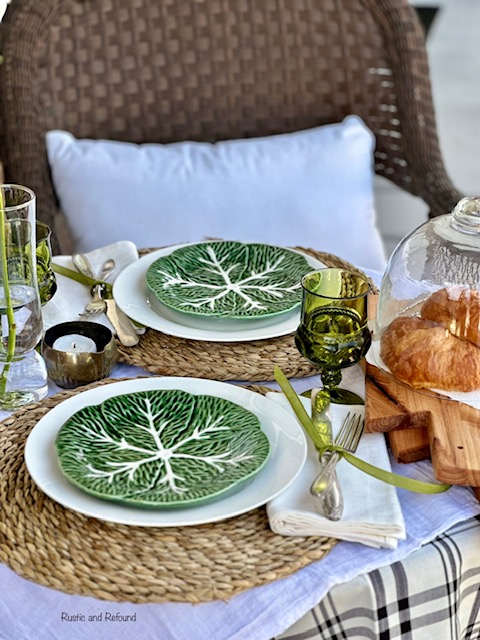 A Simple Tablescape Inspired by Cabbage Ware