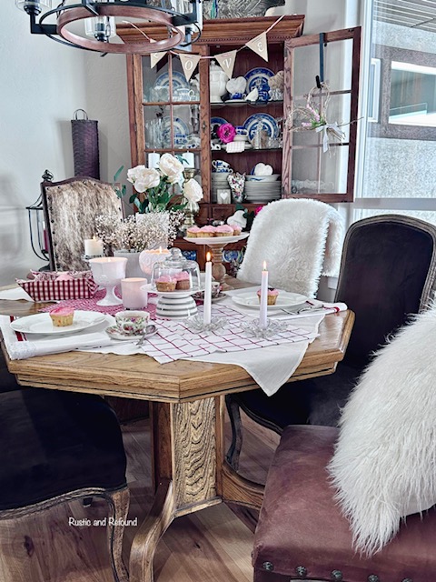 A Valentine's tablescape.